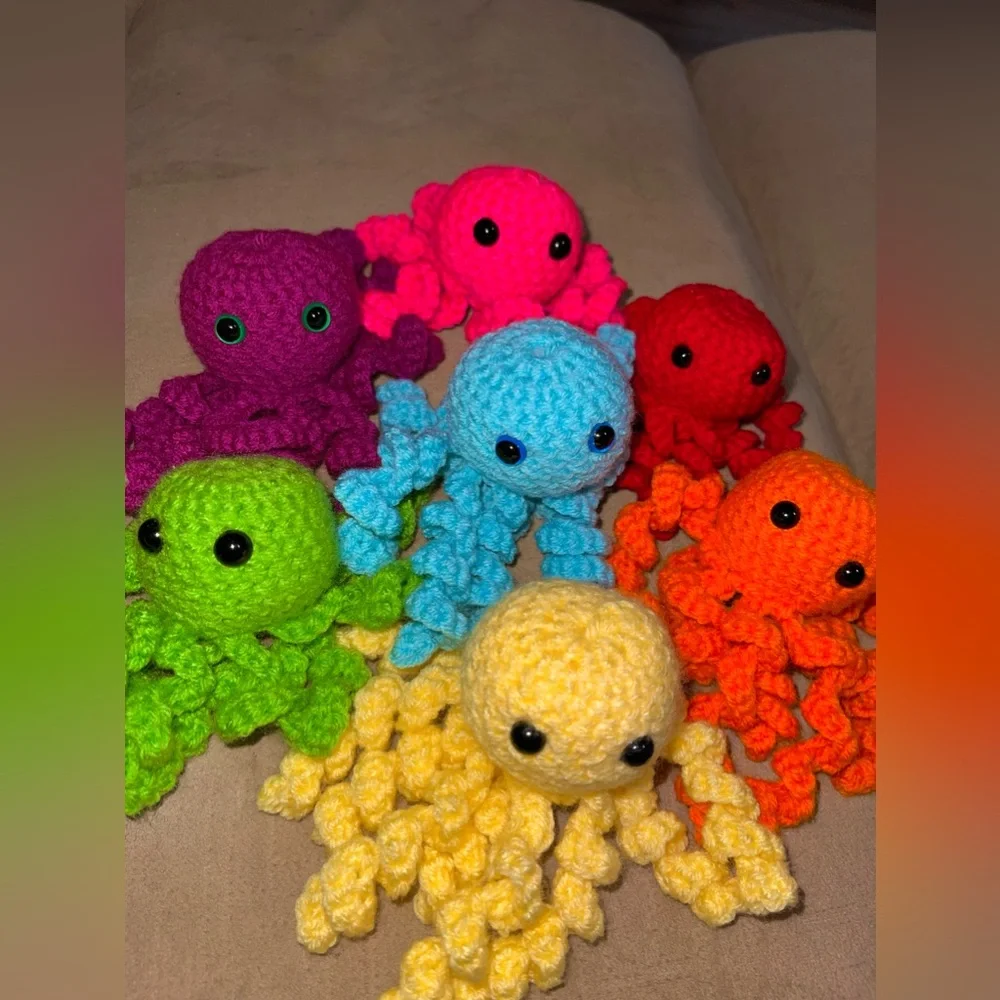 (ALL 7!) Crochet Jellyfish 🪼 - Picture 1 of 13